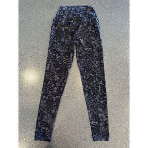 Stori Black Butterfly Leggings‎ Size 4 Athleisure